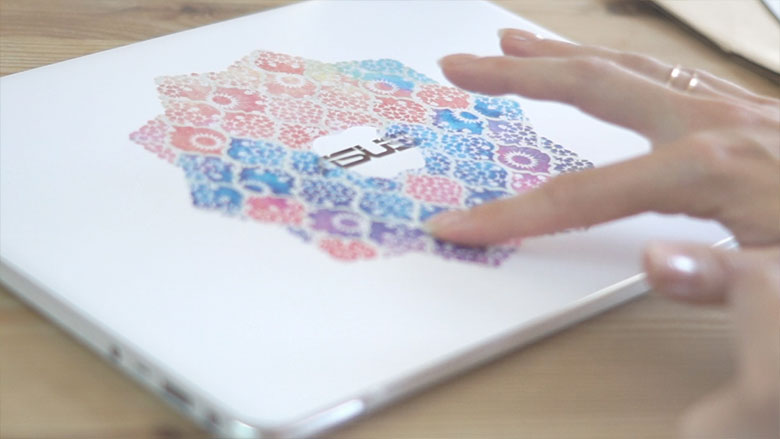 Laptop Makeover mit Designfolie von #NilamXbeni 01